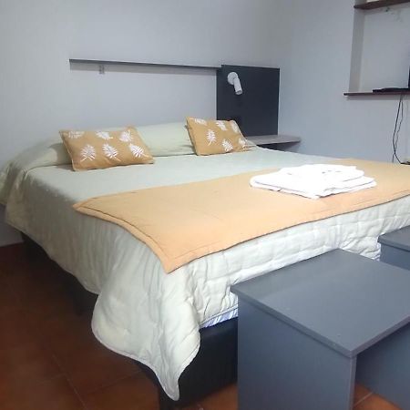 Hospedaje Vacacional Parque Lineal San Salvador de Jujuy Esterno foto